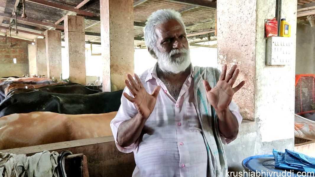 ಹೈನುಗಾರಿಕೆಯ ಸೂಕ್ಷ್ಮಗಳನ್ನು ವಿವರಿಸುತ್ತಿರುವ ಶ್ರೀ ಪ್ರಭಾಕರ ಹೆಗ್ಡೆಯವರು